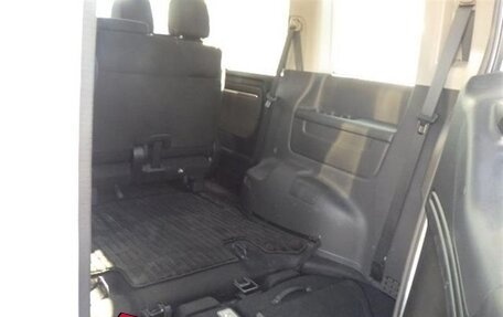 Honda Stepwgn IV, 2019 год, 1 900 000 рублей, 16 фотография