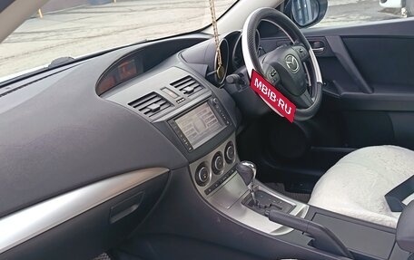 Mazda Axela, 2011 год, 1 200 000 рублей, 2 фотография