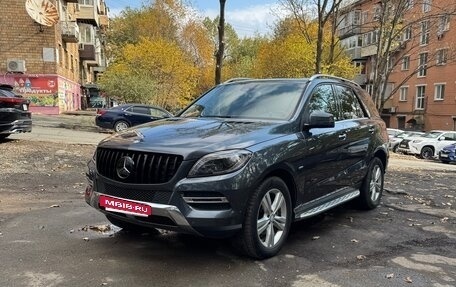 Mercedes-Benz M-Класс, 2012 год, 2 400 000 рублей, 2 фотография