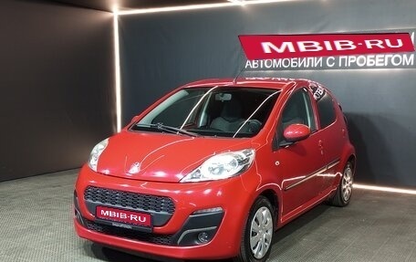 Peugeot 107 I рестайлинг, 2013 год, 549 000 рублей, 1 фотография
