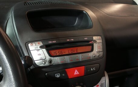 Peugeot 107 I рестайлинг, 2013 год, 549 000 рублей, 12 фотография