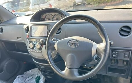 Toyota Sienta I, 2012 год, 748 000 рублей, 21 фотография