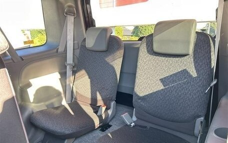 Toyota Sienta I, 2012 год, 748 000 рублей, 23 фотография