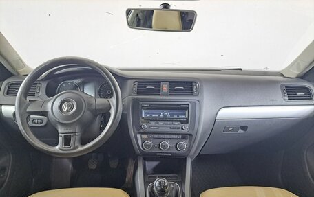 Volkswagen Jetta VI, 2013 год, 969 000 рублей, 17 фотография