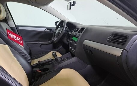 Volkswagen Jetta VI, 2013 год, 969 000 рублей, 13 фотография