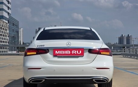 Mercedes-Benz E-Класс, 2021 год, 3 162 000 рублей, 3 фотография