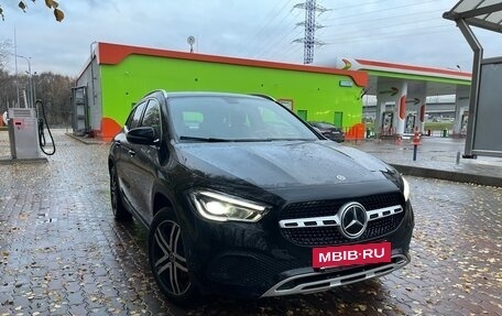 Mercedes-Benz GLA, 2020 год, 3 600 000 рублей, 5 фотография