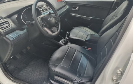 KIA Rio III рестайлинг, 2015 год, 888 000 рублей, 7 фотография