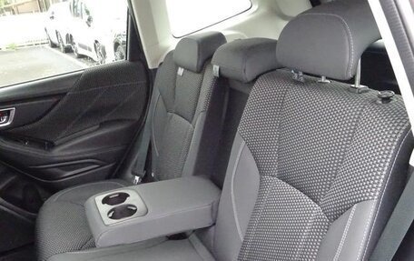 Subaru Forester, 2022 год, 2 300 000 рублей, 16 фотография