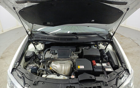 Toyota Camry, 2017 год, 2 170 000 рублей, 11 фотография