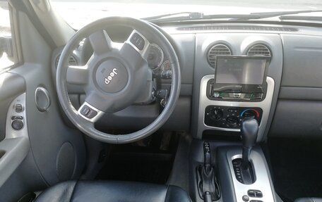 Jeep Cherokee, 2006 год, 990 000 рублей, 7 фотография