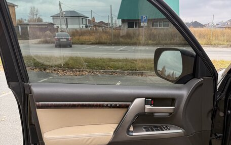 Toyota Land Cruiser 200, 2008 год, 2 400 000 рублей, 5 фотография