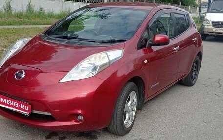 Nissan Leaf I, 2014 год, 845 000 рублей, 5 фотография