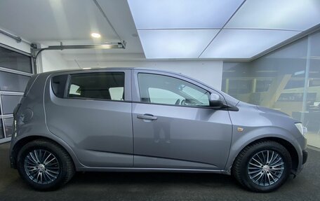 Chevrolet Aveo III, 2012 год, 700 000 рублей, 4 фотография