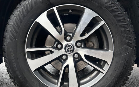 Toyota RAV4, 2015 год, 2 550 000 рублей, 22 фотография