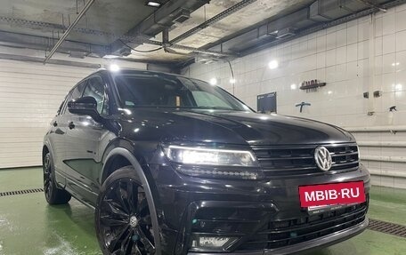 Volkswagen Tiguan II, 2019 год, 3 400 000 рублей, 2 фотография