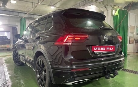 Volkswagen Tiguan II, 2019 год, 3 400 000 рублей, 4 фотография