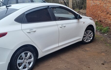 Hyundai Solaris II рестайлинг, 2017 год, 539 000 рублей, 4 фотография