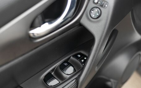 Nissan X-Trail, 2016 год, 1 880 000 рублей, 17 фотография