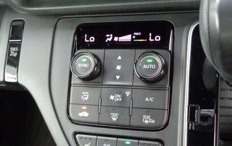 Honda Stepwgn, 2022 год, 2 195 005 рублей, 7 фотография