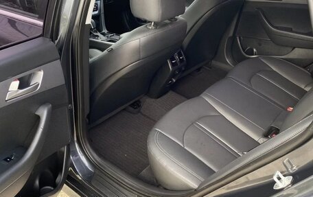 Hyundai Sonata VII, 2017 год, 1 960 000 рублей, 12 фотография