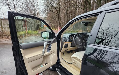 Toyota Land Cruiser Prado 150 рестайлинг 2, 2021 год, 6 500 000 рублей, 7 фотография