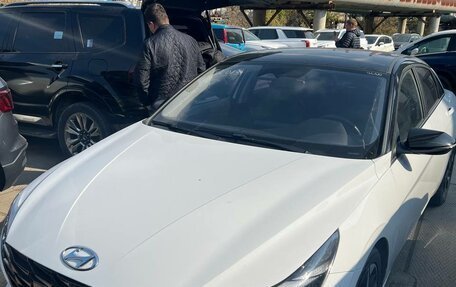 Hyundai Elantra, 2021 год, 2 600 000 рублей, 6 фотография