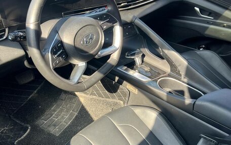 Hyundai Elantra, 2021 год, 2 600 000 рублей, 10 фотография