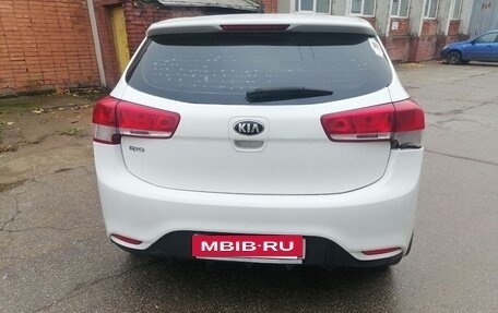 KIA Rio III рестайлинг, 2016 год, 650 000 рублей, 4 фотография