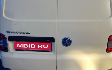 Volkswagen Transporter T5 рестайлинг, 2007 год, 780 000 рублей, 2 фотография