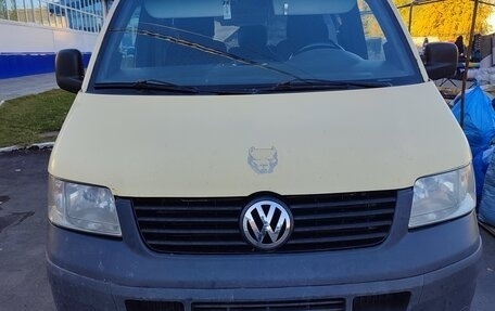 Volkswagen Transporter T5 рестайлинг, 2007 год, 780 000 рублей, 1 фотография