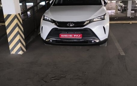 Toyota Harrier, 2022 год, 3 999 000 рублей, 1 фотография