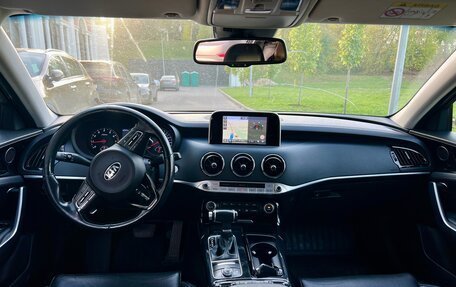 KIA Stinger I, 2019 год, 2 200 000 рублей, 13 фотография