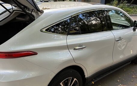 Toyota Harrier, 2022 год, 3 999 000 рублей, 7 фотография