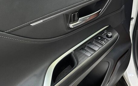 Toyota Harrier, 2022 год, 3 999 000 рублей, 18 фотография