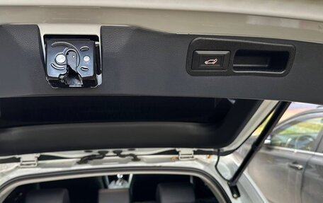 Toyota Harrier, 2022 год, 3 999 000 рублей, 11 фотография