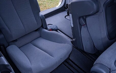 KIA Carnival III, 2008 год, 990 000 рублей, 15 фотография