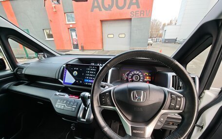 Honda Stepwgn IV, 2014 год, 1 950 000 рублей, 15 фотография