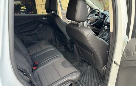 Ford Kuga III, 2014 год, 1 220 000 рублей, 17 фотография