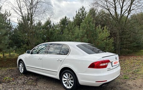 Skoda Superb III рестайлинг, 2013 год, 1 280 000 рублей, 6 фотография
