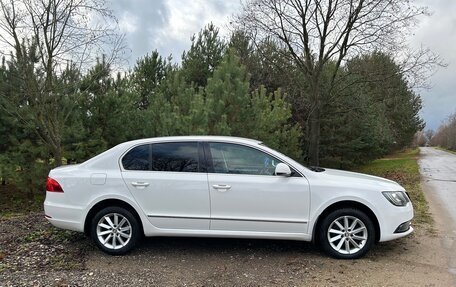 Skoda Superb III рестайлинг, 2013 год, 1 280 000 рублей, 2 фотография