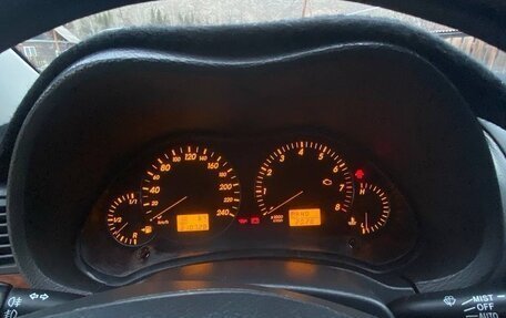 Toyota Avensis III рестайлинг, 2006 год, 650 000 рублей, 7 фотография