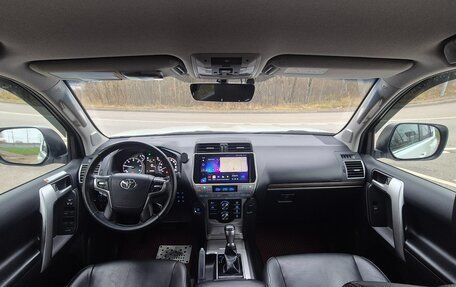 Toyota Land Cruiser Prado 150 рестайлинг 2, 2019 год, 5 500 000 рублей, 6 фотография