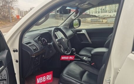 Toyota Land Cruiser Prado 150 рестайлинг 2, 2019 год, 5 500 000 рублей, 4 фотография