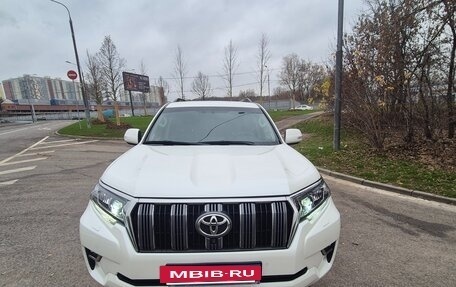 Toyota Land Cruiser Prado 150 рестайлинг 2, 2019 год, 5 500 000 рублей, 3 фотография