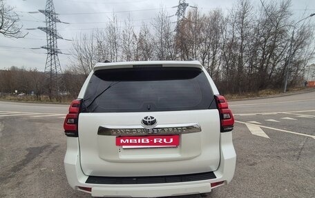 Toyota Land Cruiser Prado 150 рестайлинг 2, 2019 год, 5 500 000 рублей, 16 фотография