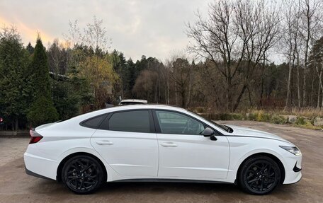 Hyundai Sonata VIII, 2021 год, 2 100 000 рублей, 9 фотография