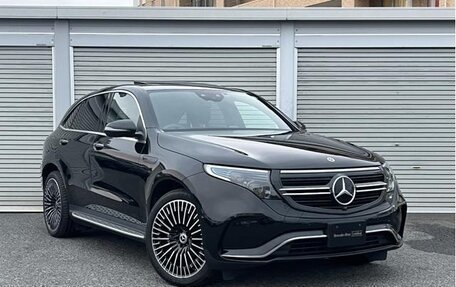 Mercedes-Benz EQC, 2022 год, 4 000 000 рублей, 1 фотография