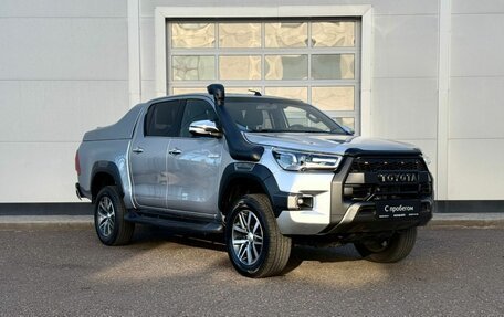 Toyota Hilux VIII, 2015 год, 2 415 000 рублей, 7 фотография