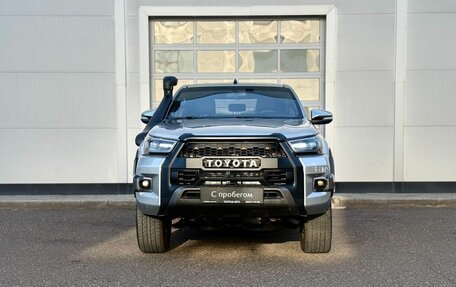 Toyota Hilux VIII, 2015 год, 2 415 000 рублей, 8 фотография